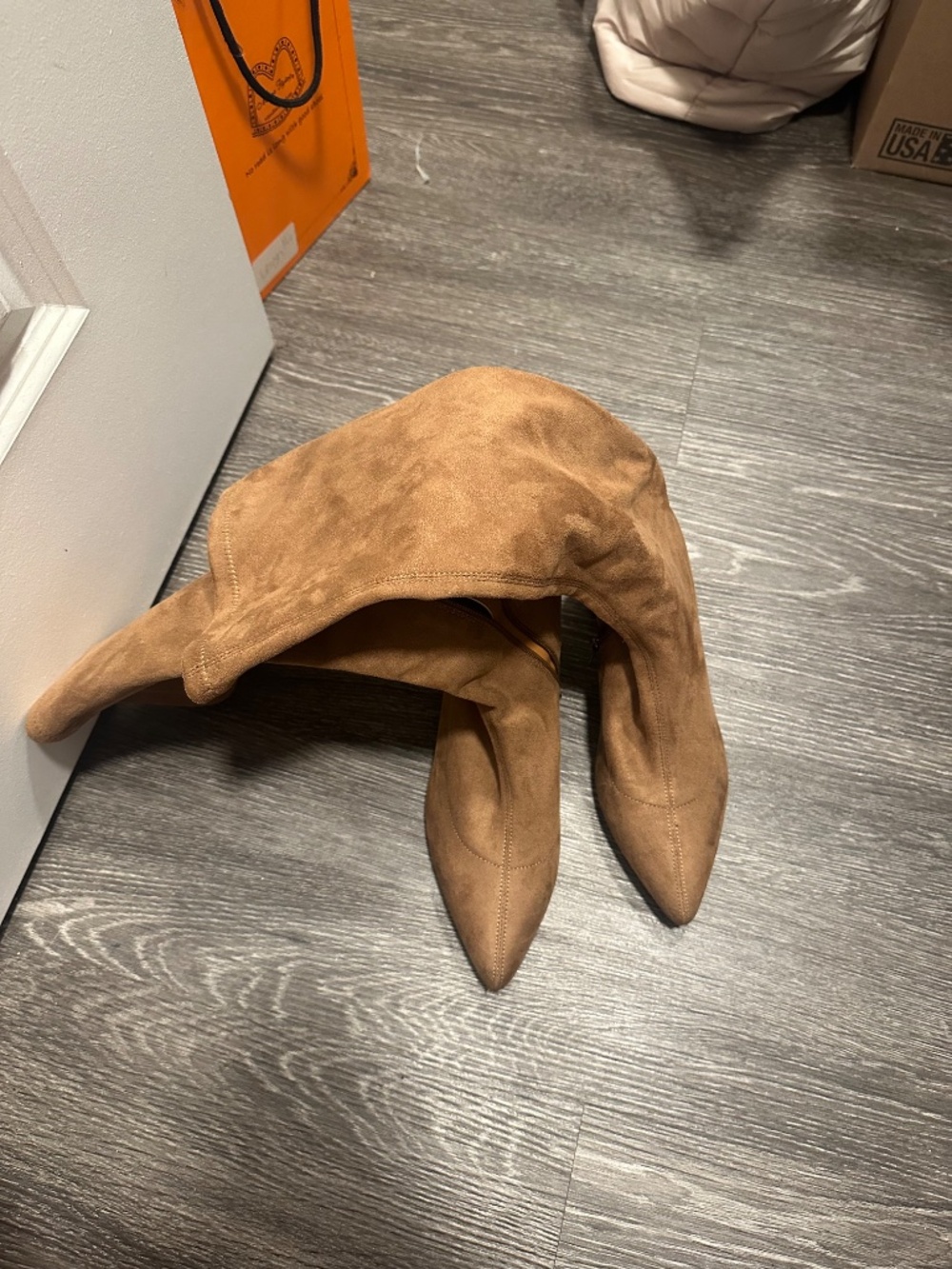 Brown suede boots - Picture 5 of 5